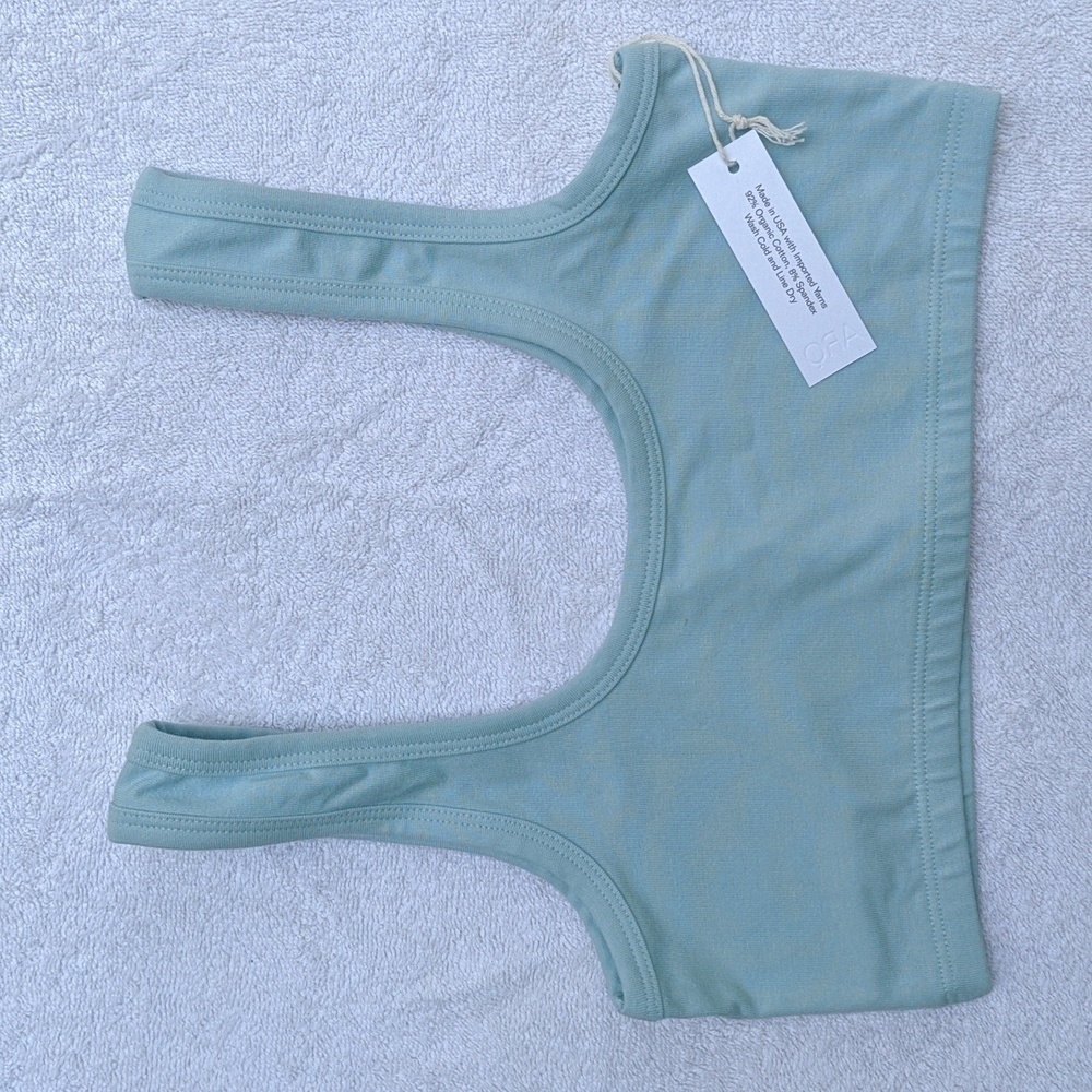 ARQ Wide Strap Bra Size M